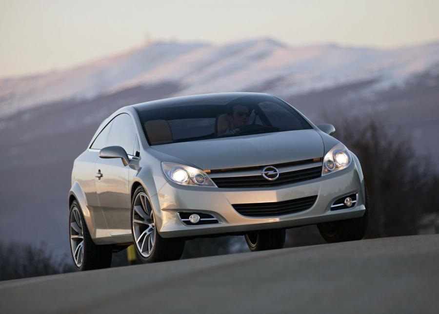  Opel GTC Geneva Concept 2003 года  (фото 1 из 21)